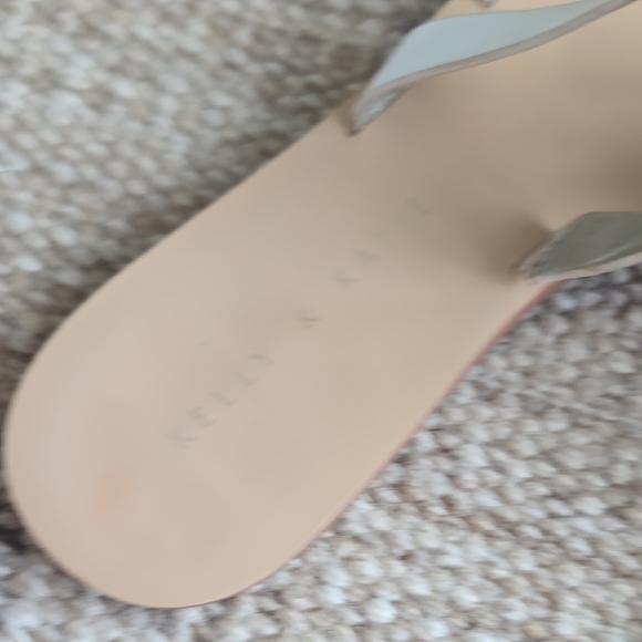 Kelly & Katie Cream Bow Sandals - Picture 3 of 4